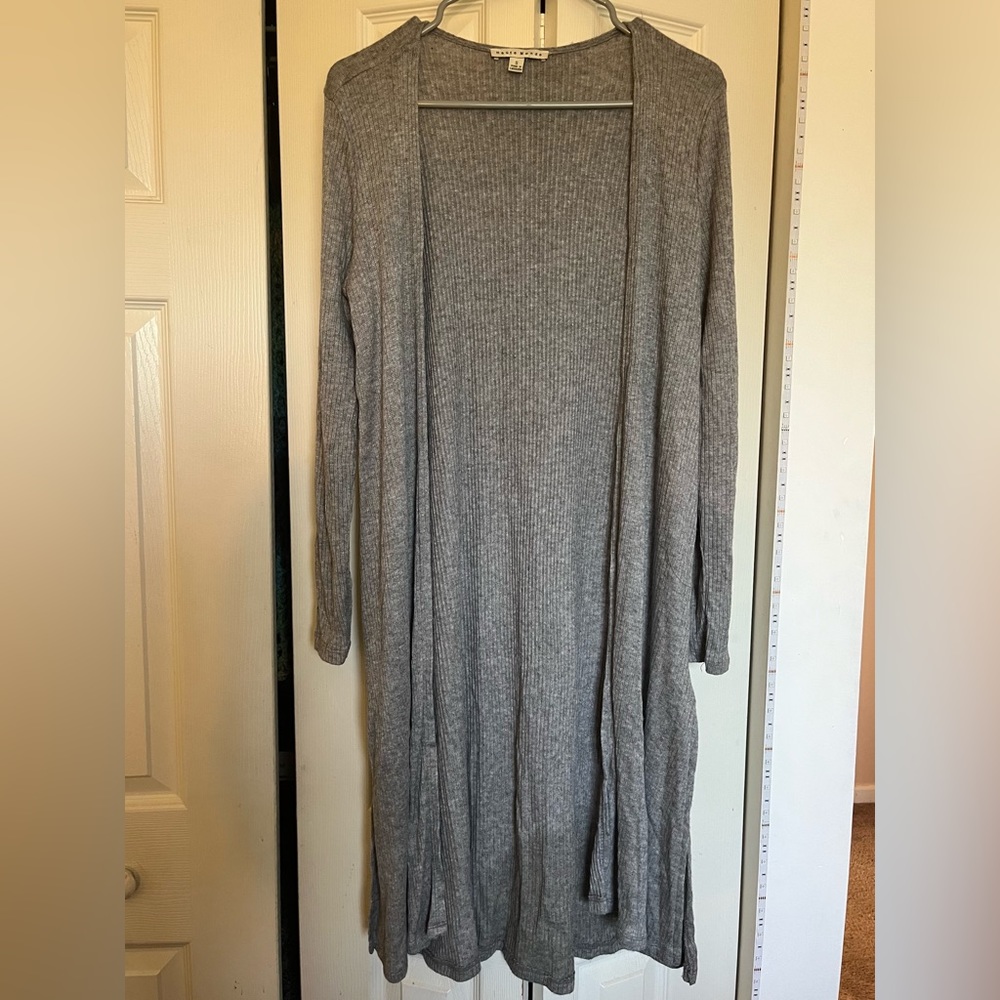 Long-Sleeve Grey Cardigan